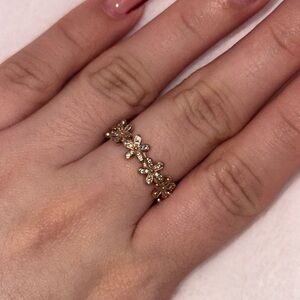 Pandora flower rose gold ring